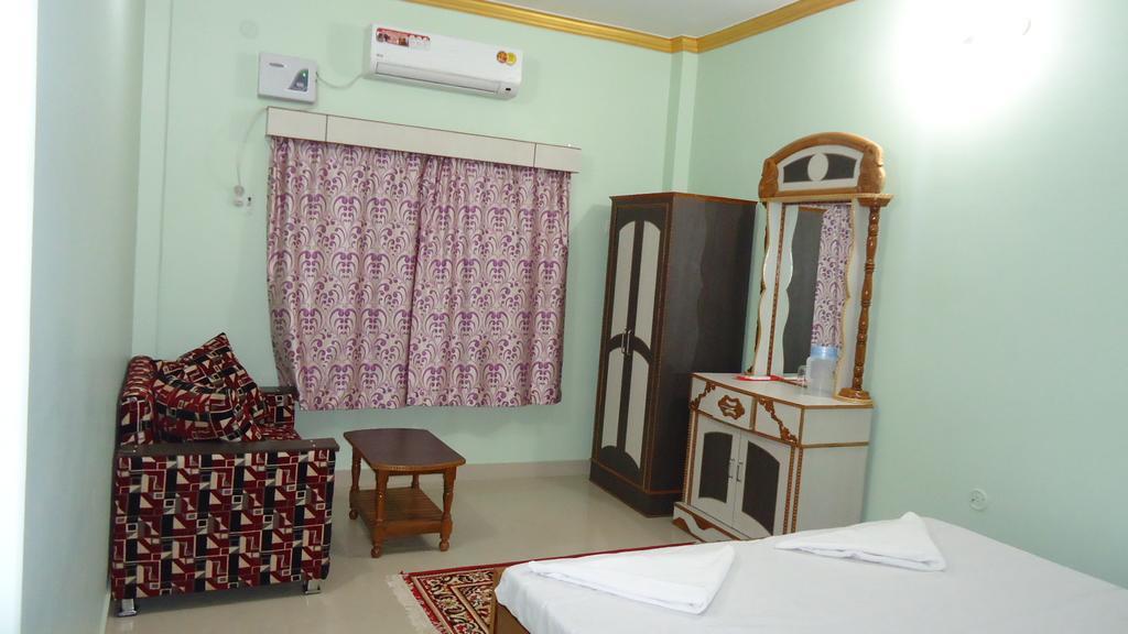Krishna Paying Guest House Varanasi Esterno foto