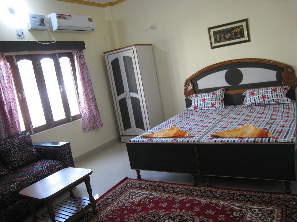 Krishna Paying Guest House Varanasi Camera foto