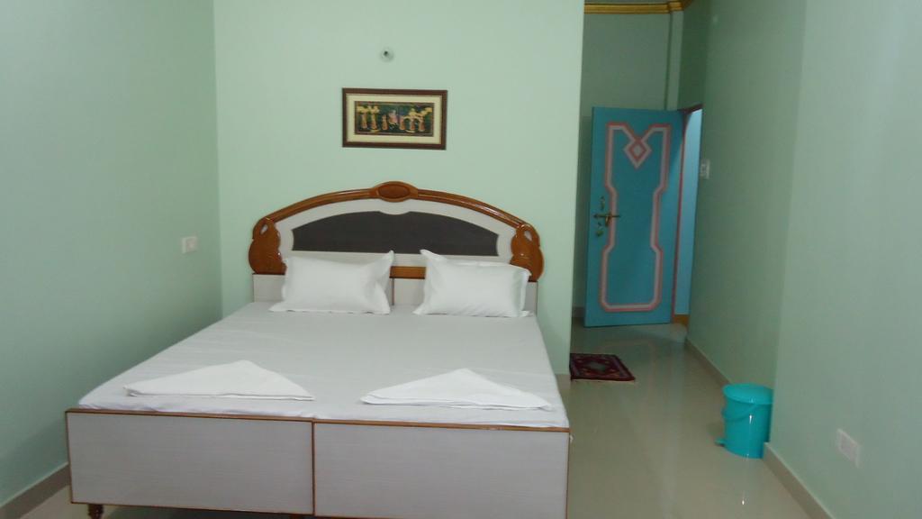 Krishna Paying Guest House Varanasi Camera foto